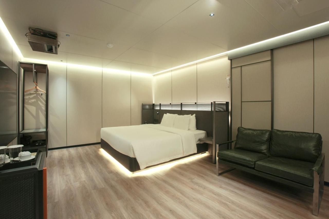 L&L City Hotel Jeju Exterior foto